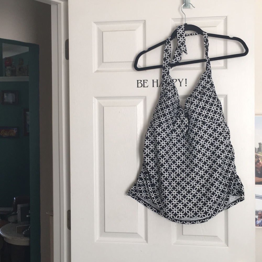 Plus Size Tankini Top Black and White 2X (18W-20W)